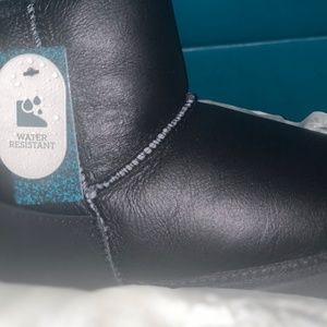 Leather Emu Australia Sharky Mini Town Boots Size 7 NWT